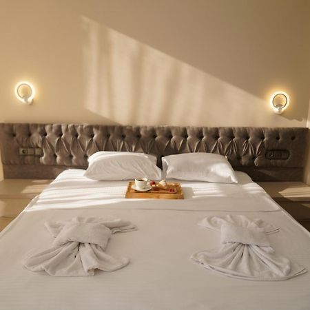 Rumi Hotel 巴统 外观 照片