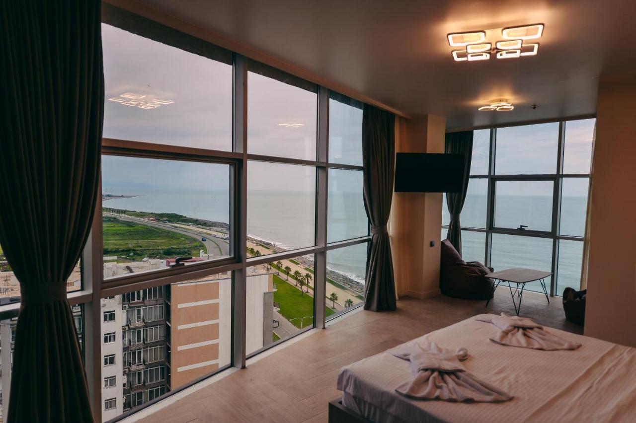 Rumi Hotel 巴统 外观 照片