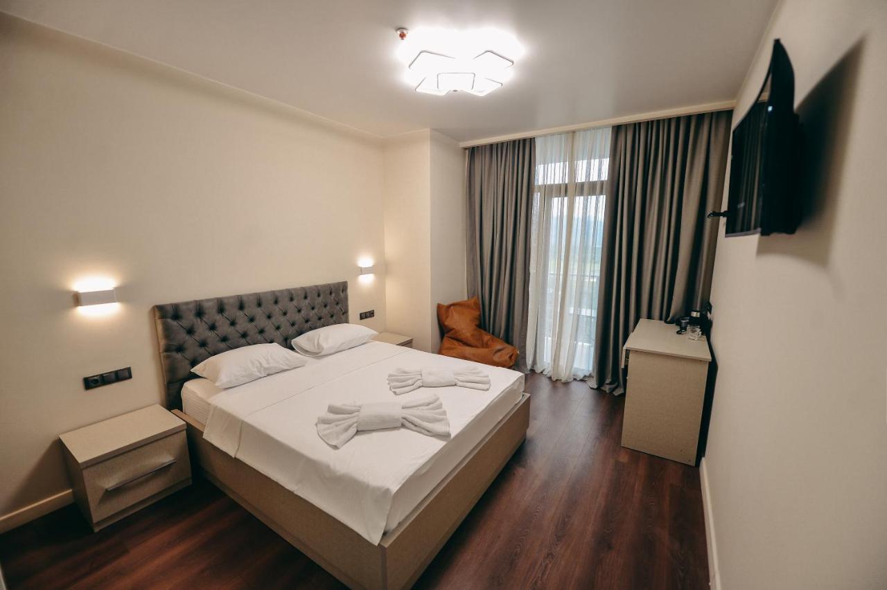 Rumi Hotel 巴统 外观 照片