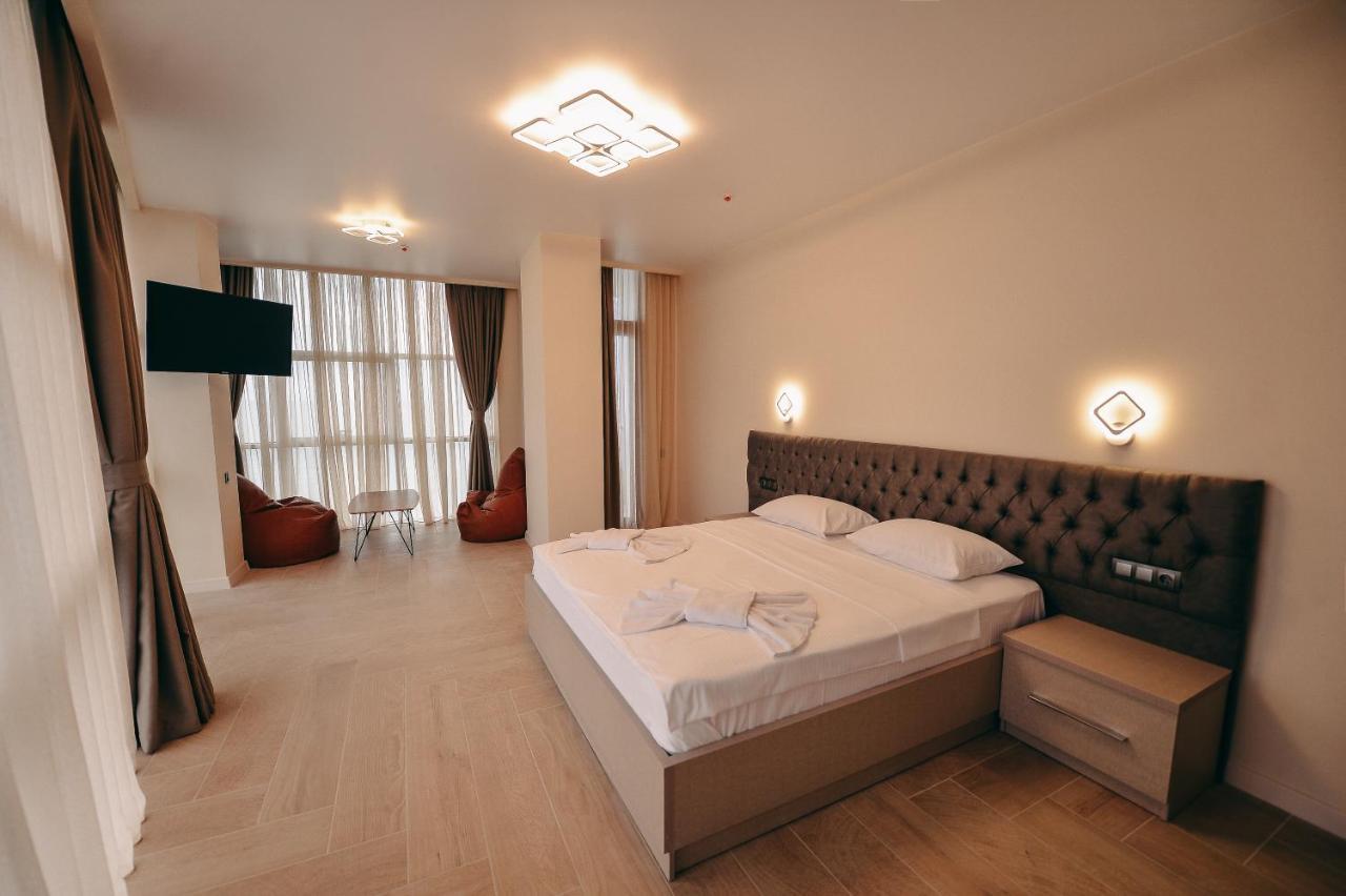 Rumi Hotel 巴统 外观 照片