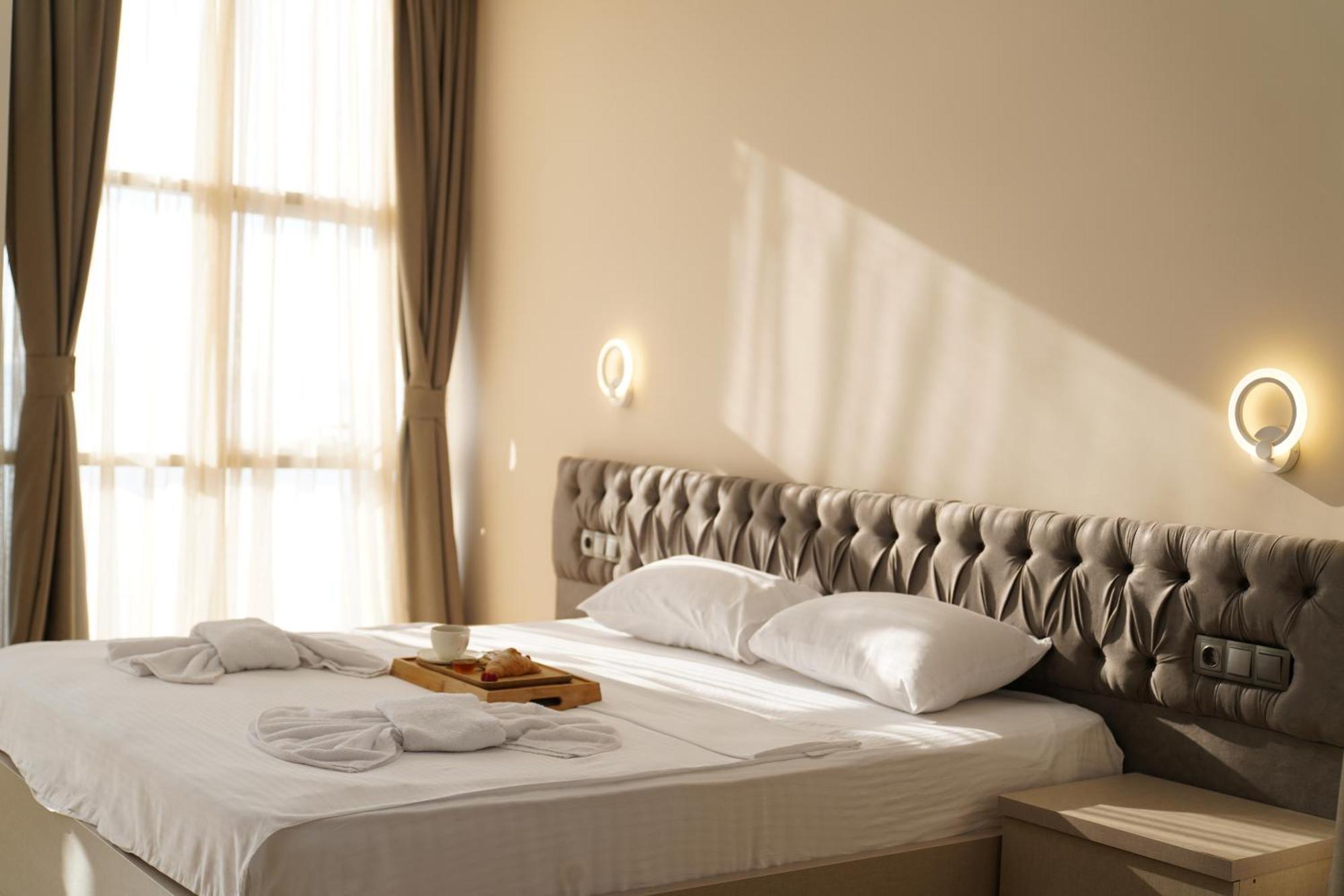 Rumi Hotel 巴统 外观 照片